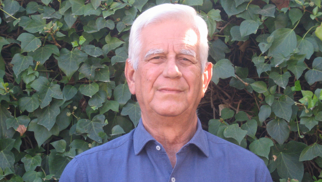 Descubre la historia de las dehesas salmantinas en la nueva obra de Luis Bendala